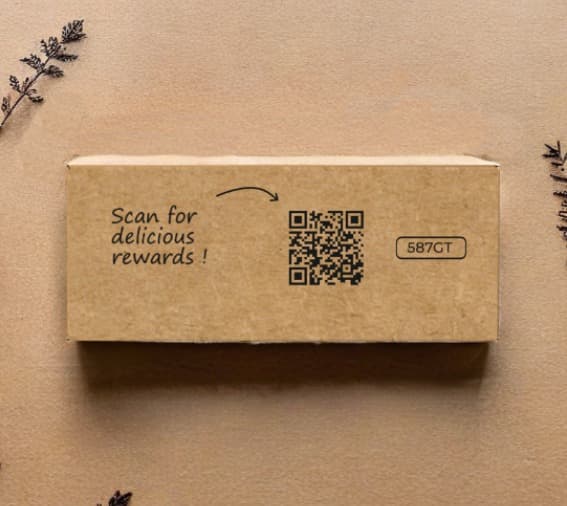 Box with QR code